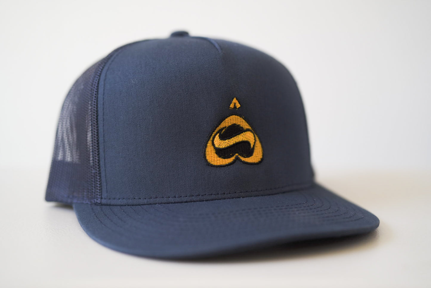 Binhi "Navy" Trucker hat