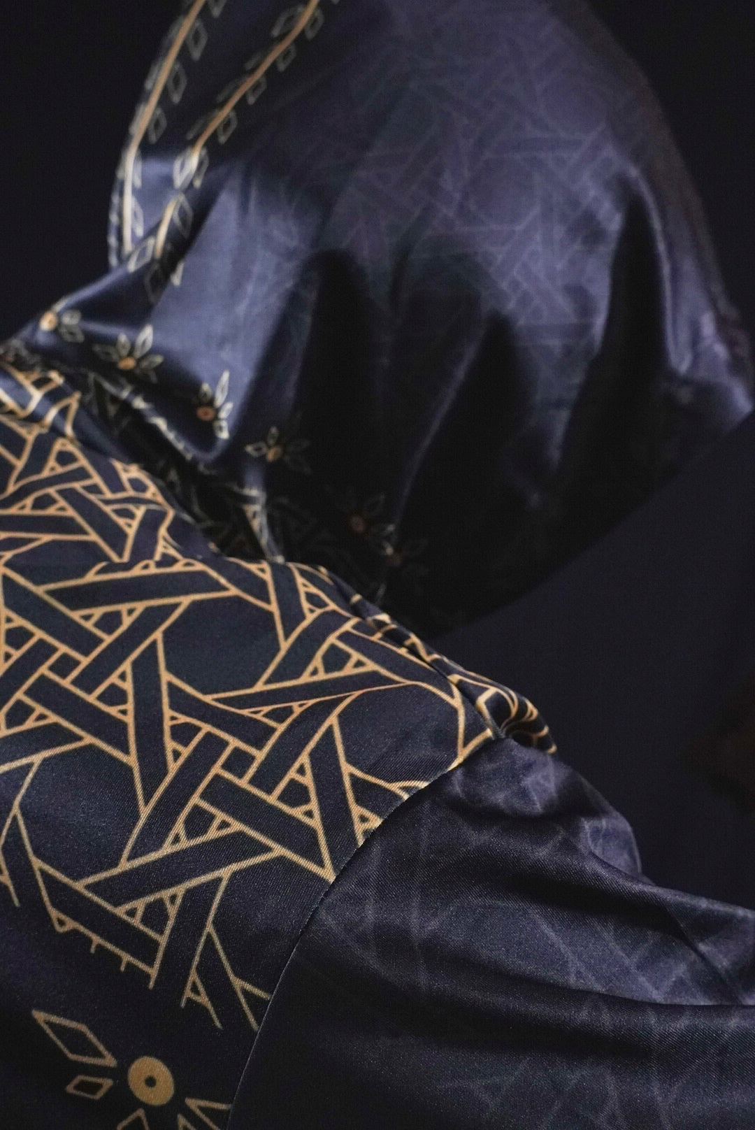 Gintong Soliya Hoodie